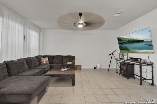 471 Copper Hill, New Braunfels, TX 78130