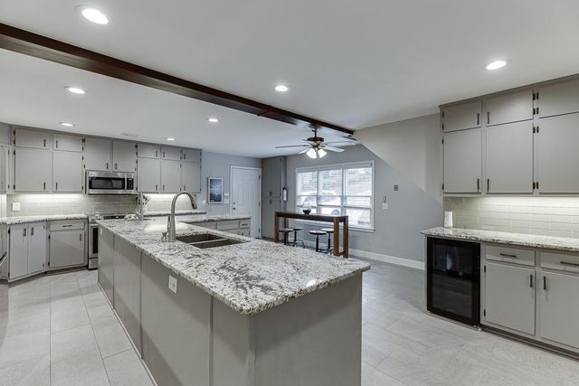 5984 Dolvin Lane, Buford, GA 30518