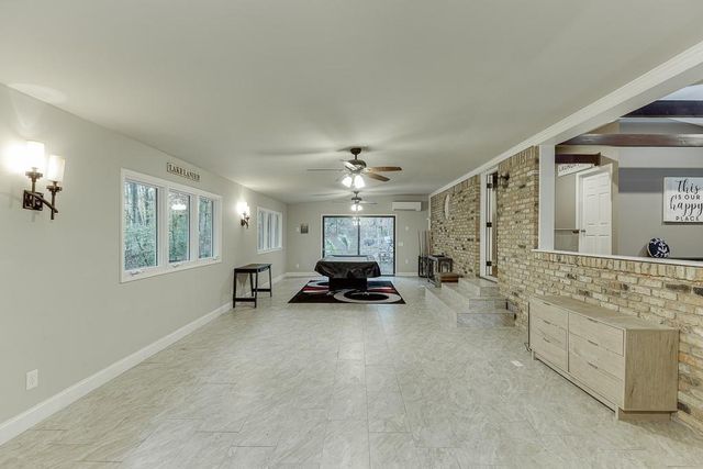 5984 Dolvin Lane, Buford, GA 30518