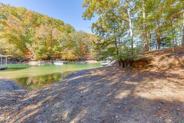 5984 Dolvin Lane, Buford, GA 30518