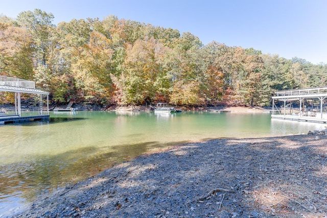 5984 Dolvin Lane, Buford, GA 30518