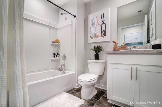 61 Cider Mill Drive, Ashville, OH 43103