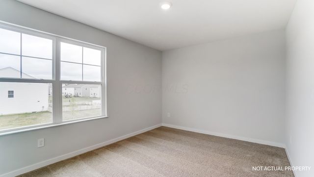 61 Cider Mill Drive, Ashville, OH 43103