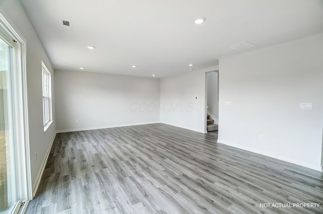 61 Cider Mill Drive, Ashville, OH 43103