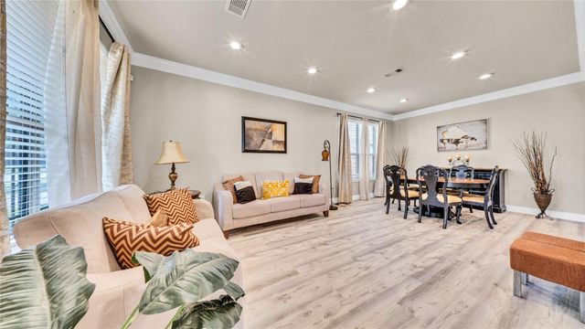 23502 Starbridge Lake Lane, Richmond, TX 77407