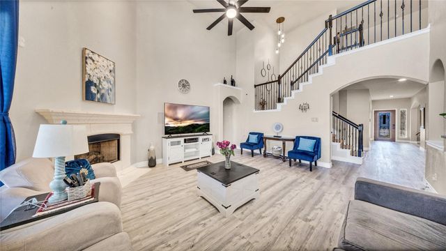 23502 Starbridge Lake Lane, Richmond, TX 77407