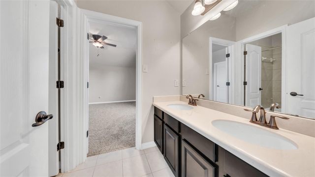 23502 Starbridge Lake Lane, Richmond, TX 77407