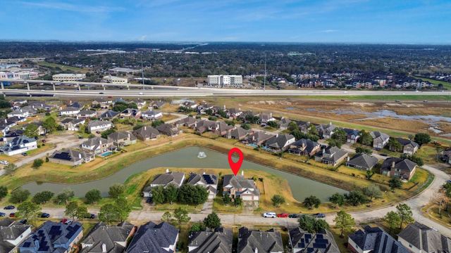 23502 Starbridge Lake Lane, Richmond, TX 77407