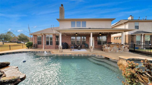 23502 Starbridge Lake Lane, Richmond, TX 77407