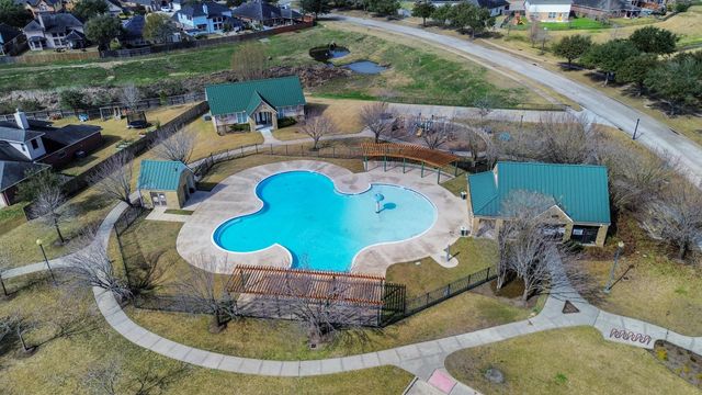 23502 Starbridge Lake Lane, Richmond, TX 77407