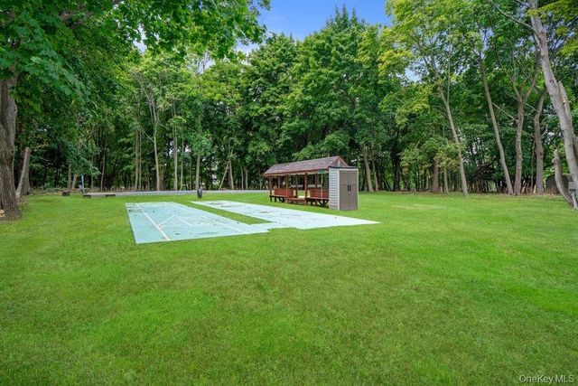 705 Alden Court, Saint James, NY 11780