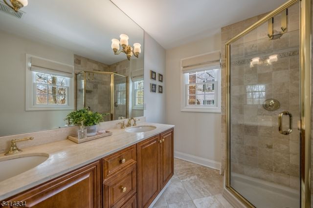 3 Long Hill Ln, Chatham Twp., NJ 07928