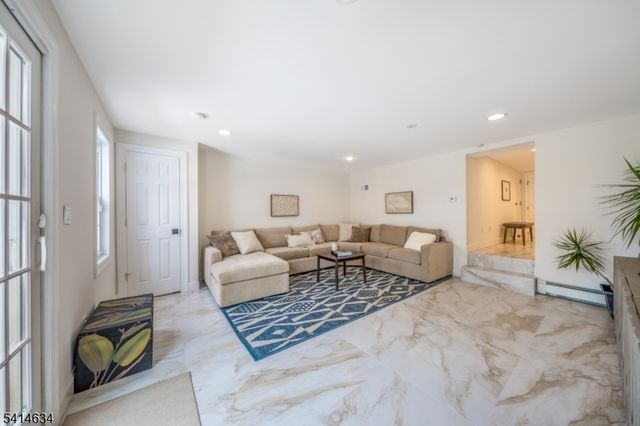 3 Long Hill Ln, Chatham Twp., NJ 07928