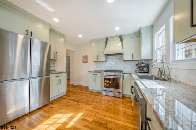 3 Long Hill Ln, Chatham Twp., NJ 07928