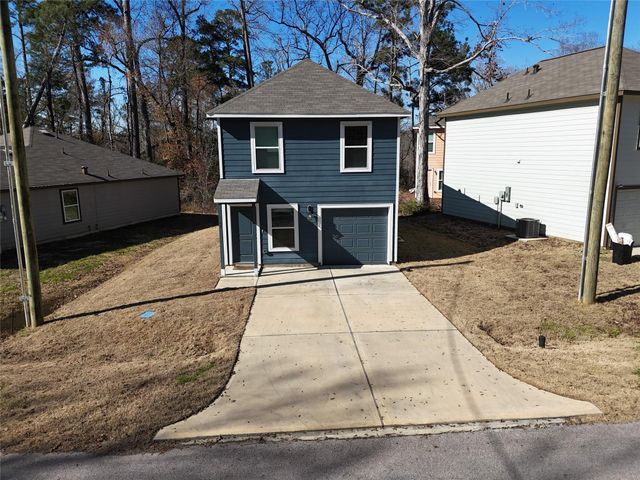 144 Black Walnut, Livingston, TX 77351