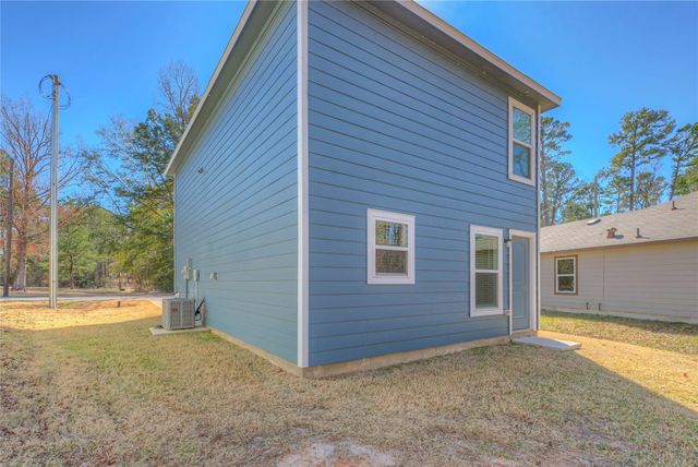 144 Black Walnut, Livingston, TX 77351
