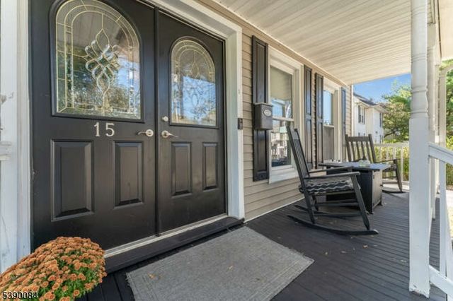 15 W Johnston St, Washington Boro, NJ 07882
