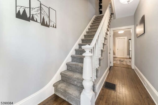 15 W Johnston St, Washington Boro, NJ 07882