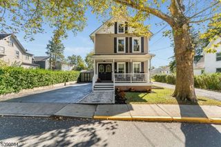 15 W Johnston St, Washington Boro, NJ 07882