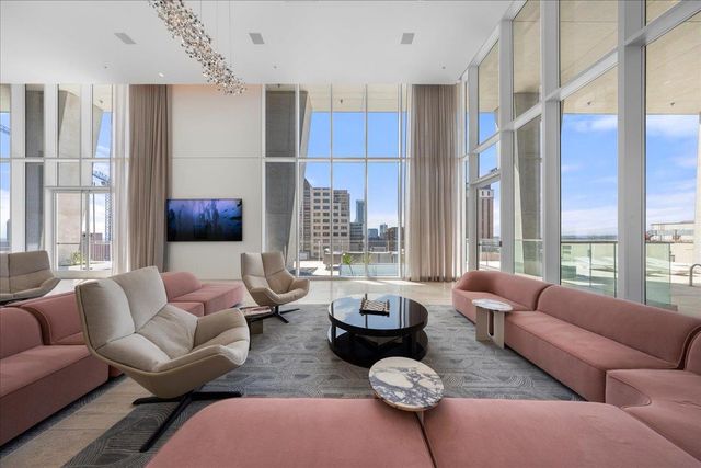 313 W 17th ST 2701, Austin, TX 78701