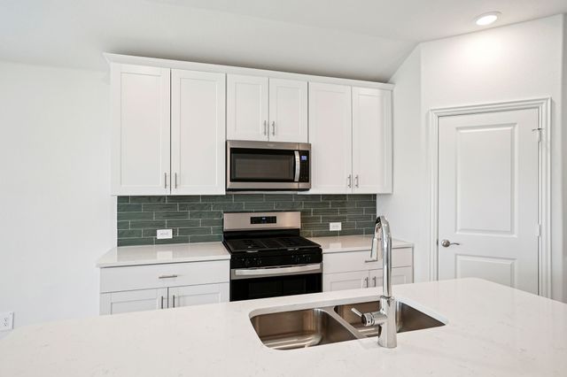 6761 Iron Oak Road, Fort Worth, TX 76036