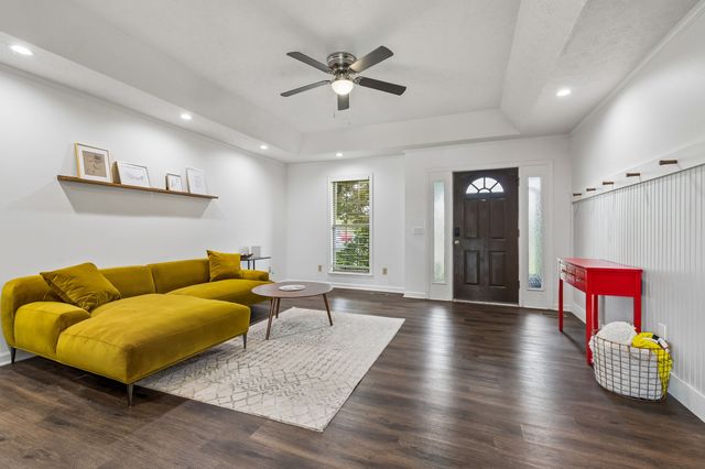 1883 Coles Ferry Pike, Lebanon, TN 37087