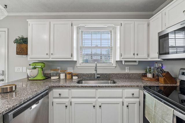 1883 Coles Ferry Pike, Lebanon, TN 37087