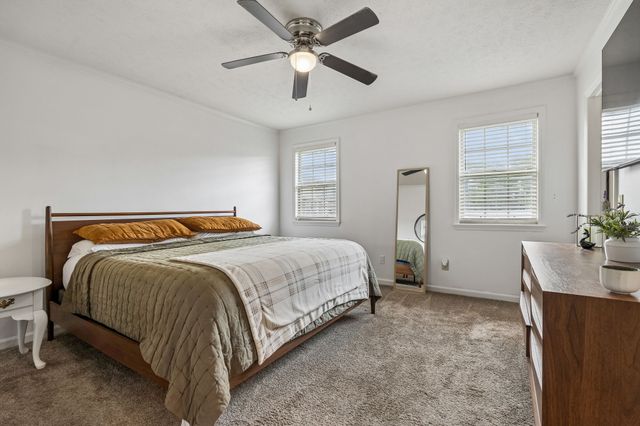 1883 Coles Ferry Pike, Lebanon, TN 37087