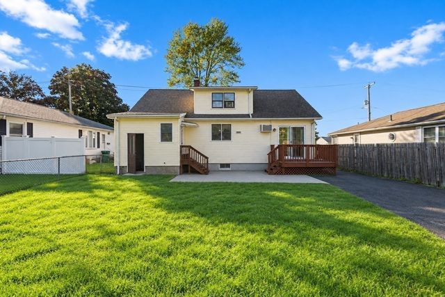 57 Ruskin St, Chicopee, MA 01020