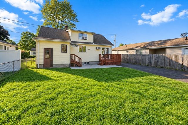 57 Ruskin St, Chicopee, MA 01020
