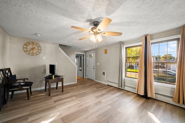 57 Ruskin St, Chicopee, MA 01020