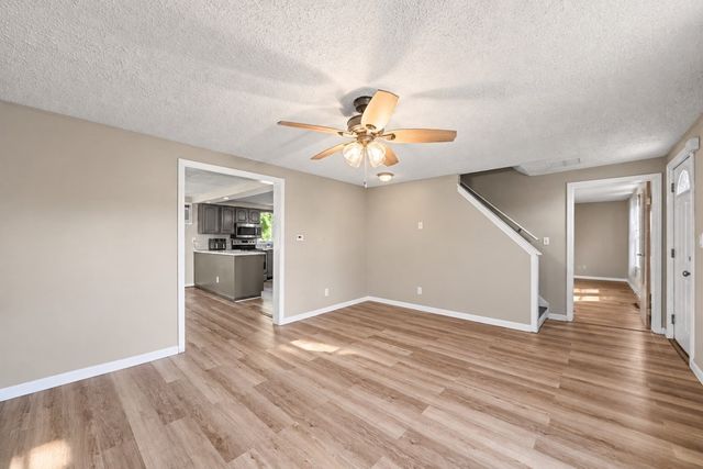 57 Ruskin St, Chicopee, MA 01020