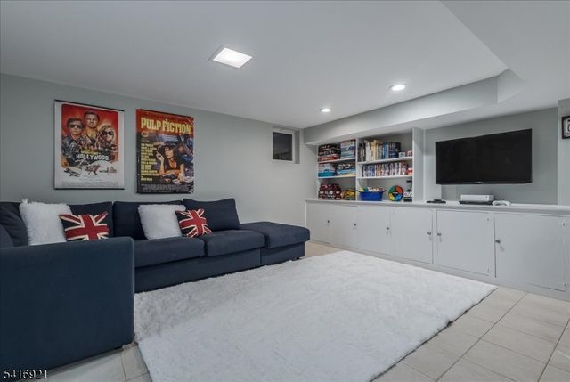 226 Mountain Ave, Summit City, NJ 07901