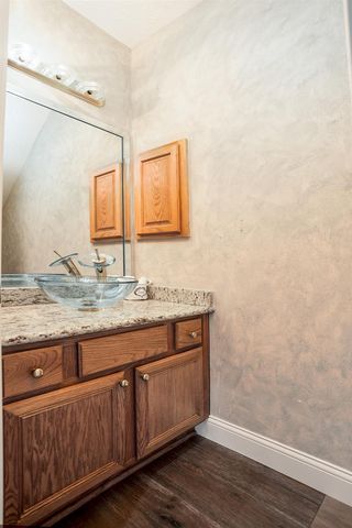 8915 Wallington Drive, Houston, TX 77096
