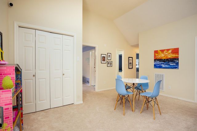 8915 Wallington Drive, Houston, TX 77096