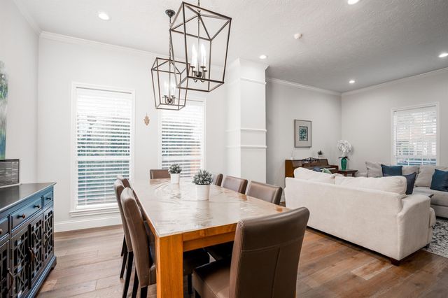 8915 Wallington Drive, Houston, TX 77096