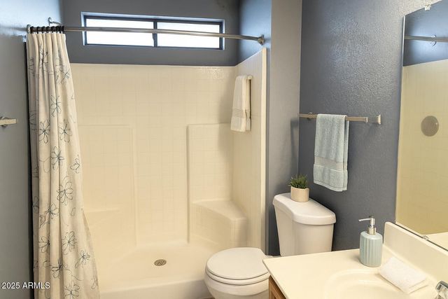 5749 W JUPITER Way, Chandler, AZ 85226