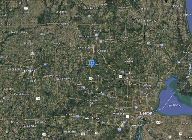 10510 Lakeshore Drive, Fenton, MI 48430