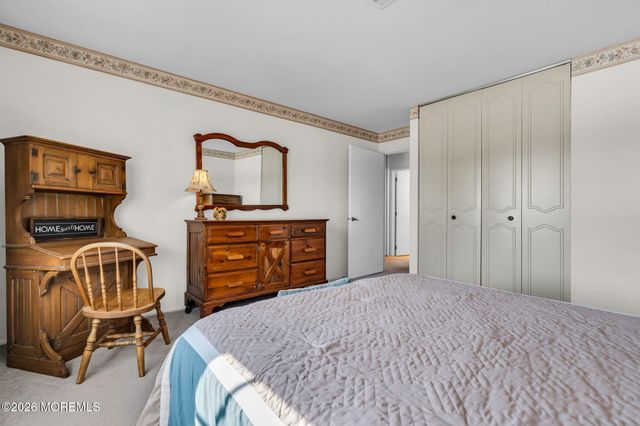 1236B Hamilton Court, Lakewood, NJ 08701