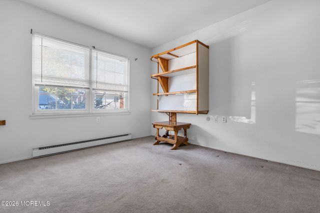 1236B Hamilton Court, Lakewood, NJ 08701