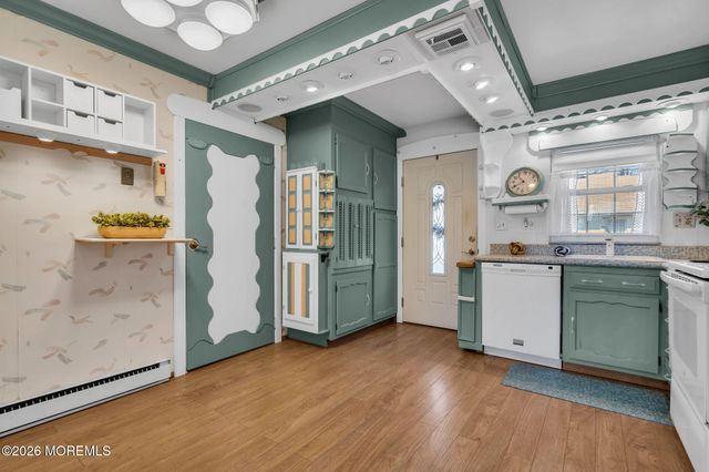 1236B Hamilton Court, Lakewood, NJ 08701