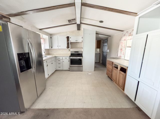 2875 W FOOTHILL Street, Apache Junction, AZ 85120