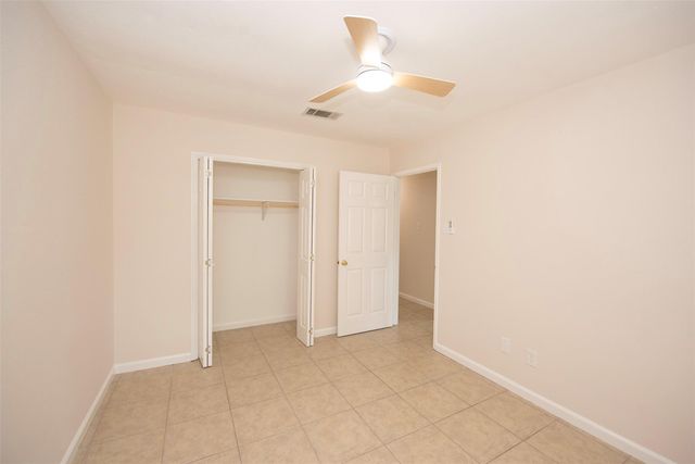 711 Voyager Drive, Houston, TX 77062