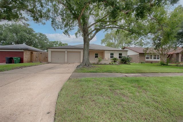 711 Voyager Drive, Houston, TX 77062
