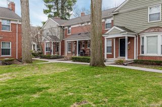 723 N Old Woodward Avenue 5, Birmingham, MI 48009