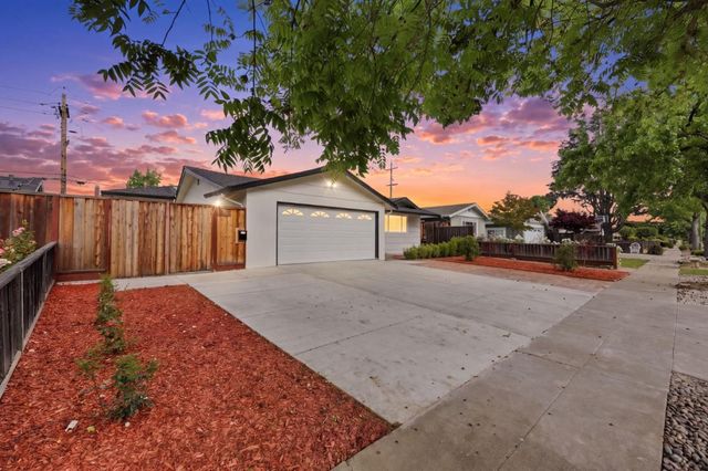 4556 Harwood Road, San Jose, CA 95124