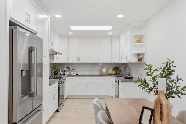 4556 Harwood Road, San Jose, CA 95124