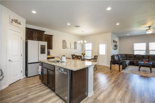 2757 Excelsior Blvd, Corpus Christi, TX 78415