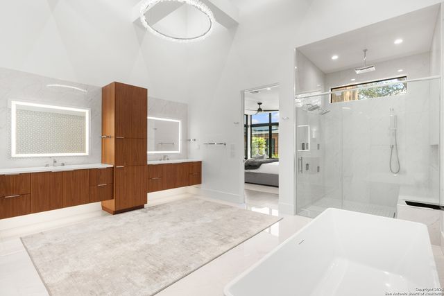 135 whittingham, San Antonio, TX 78231