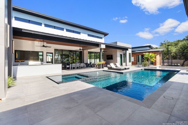 135 whittingham, San Antonio, TX 78231